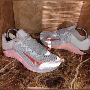 Nike Women's Gray and Pink Athletic Shoes with Red Swoosh